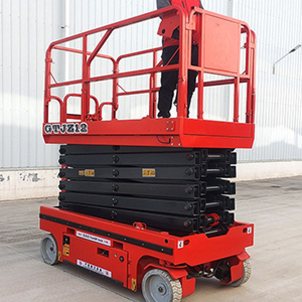 岳塘自行走升降机